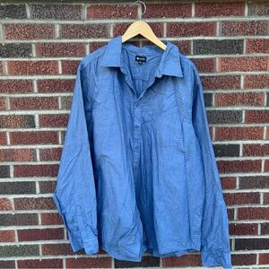 Haggar Clothing Blue Red White and Blue Mini Triangle Casual Button Down Shirt